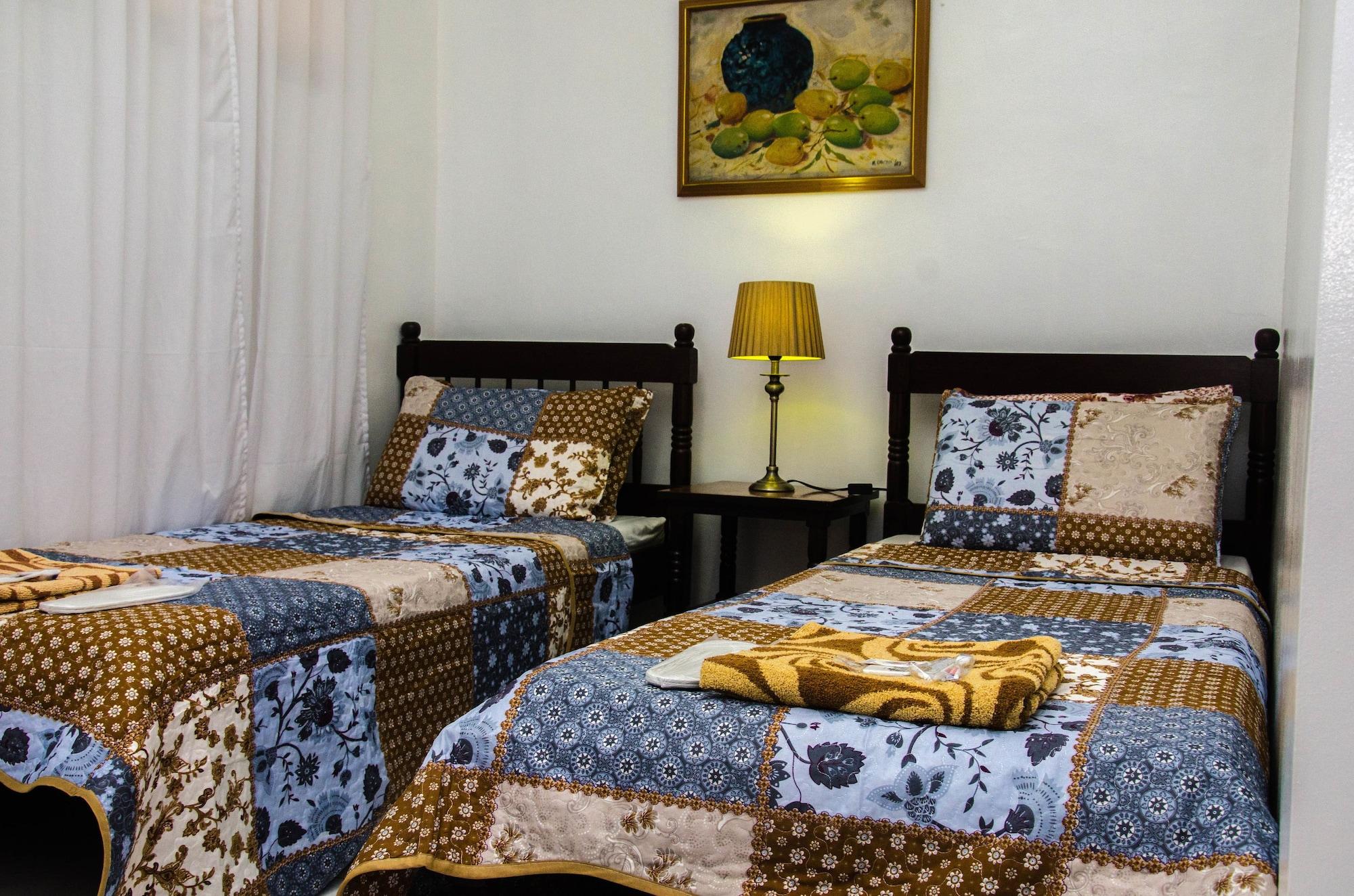 Lola Itang Pension House Tiniguiban Ngoại thất bức ảnh