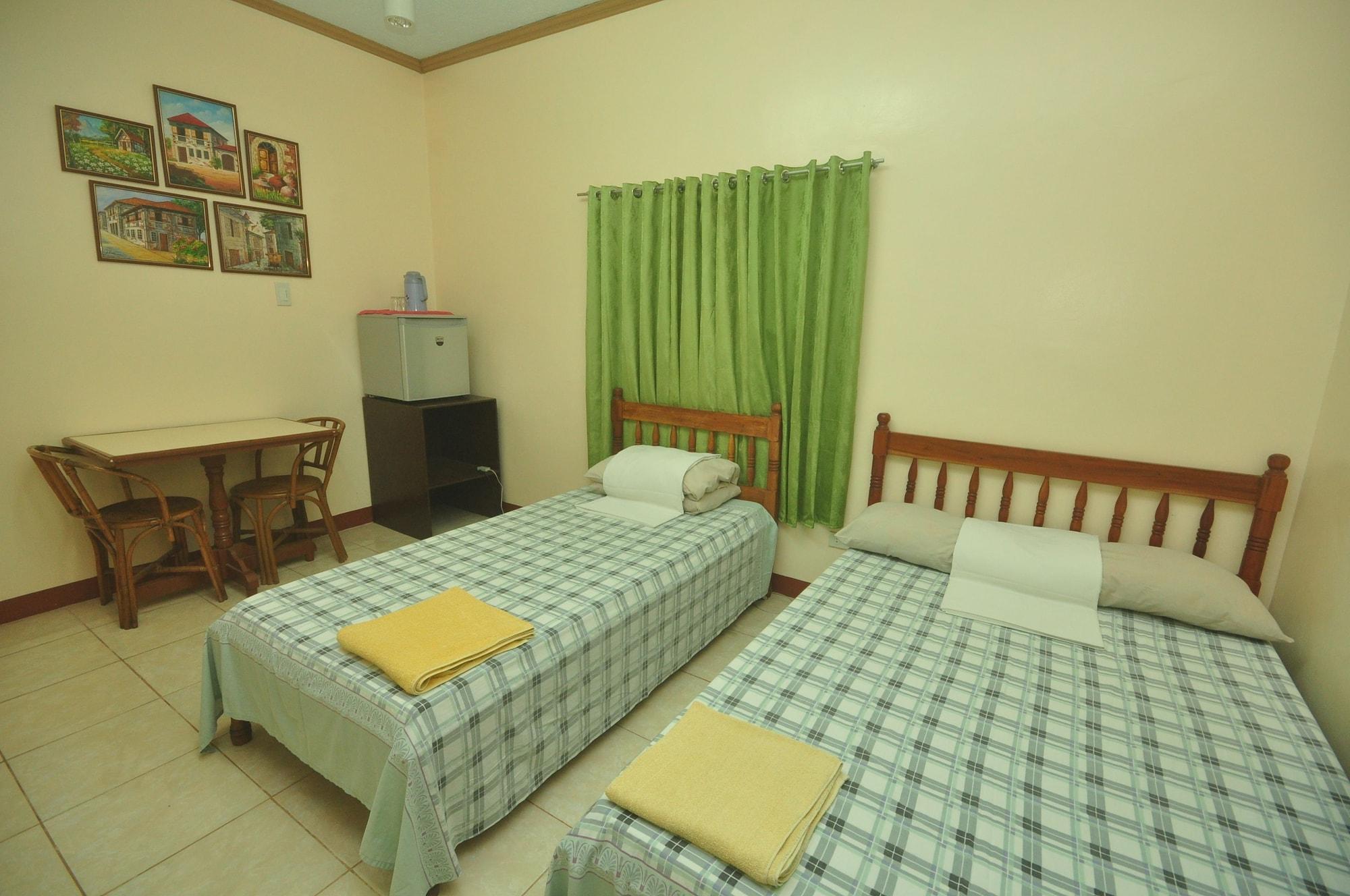Lola Itang Pension House Tiniguiban Ngoại thất bức ảnh