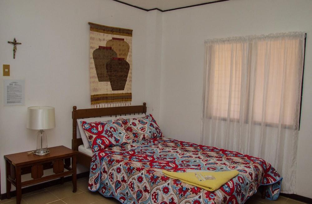 Lola Itang Pension House Tiniguiban Ngoại thất bức ảnh