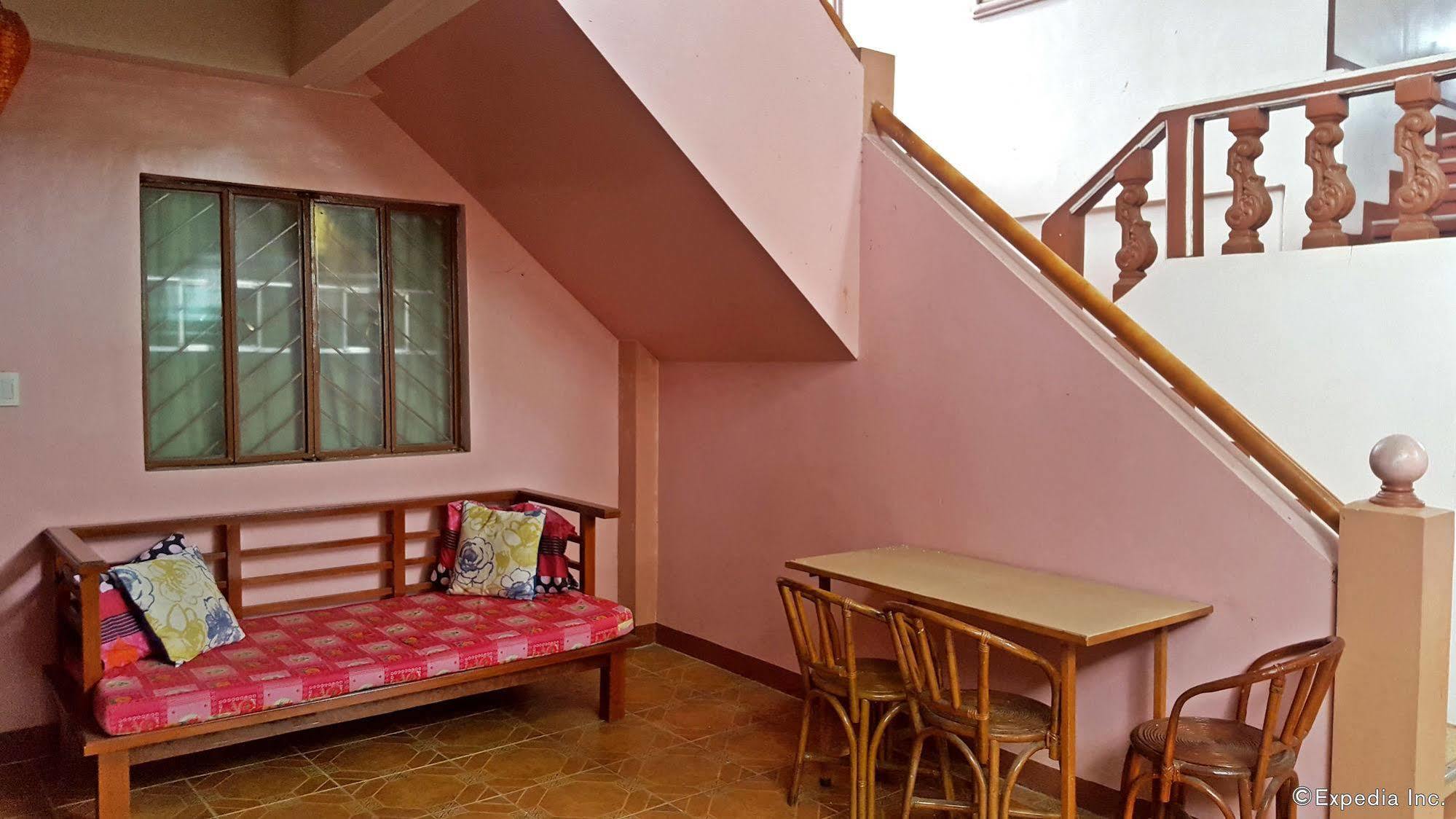 Lola Itang Pension House Tiniguiban Ngoại thất bức ảnh
