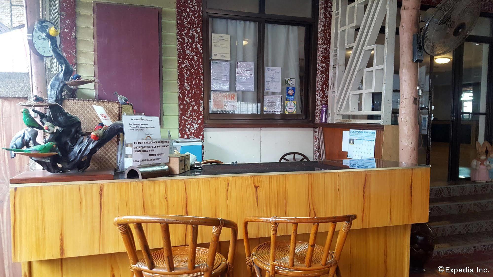 Lola Itang Pension House Tiniguiban Ngoại thất bức ảnh