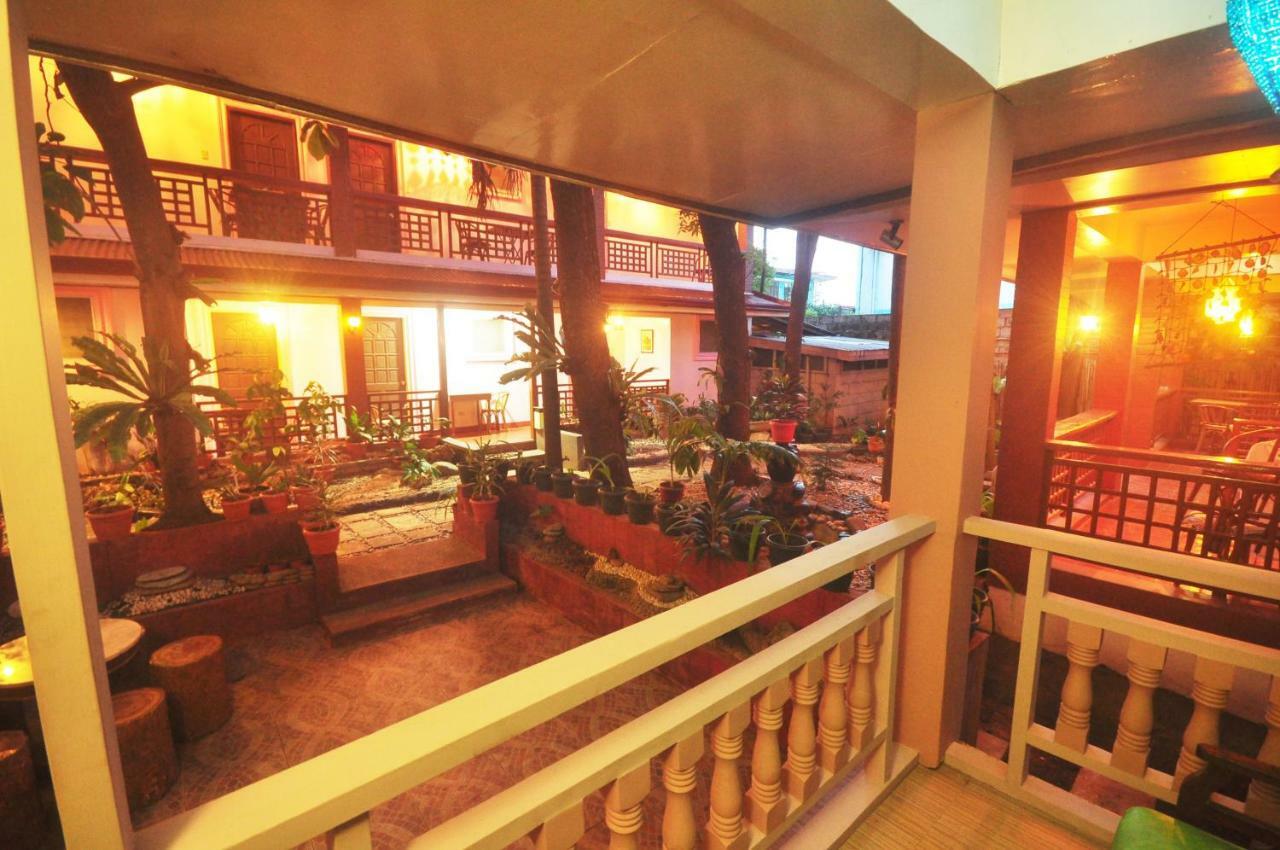 Lola Itang Pension House Tiniguiban Ngoại thất bức ảnh